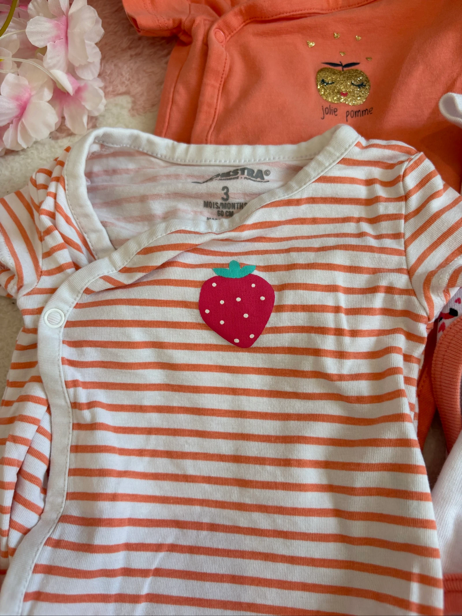 Lot of 4 Orchestra baby girl bodysuits 3 months – Coral & flamingos – photo 2